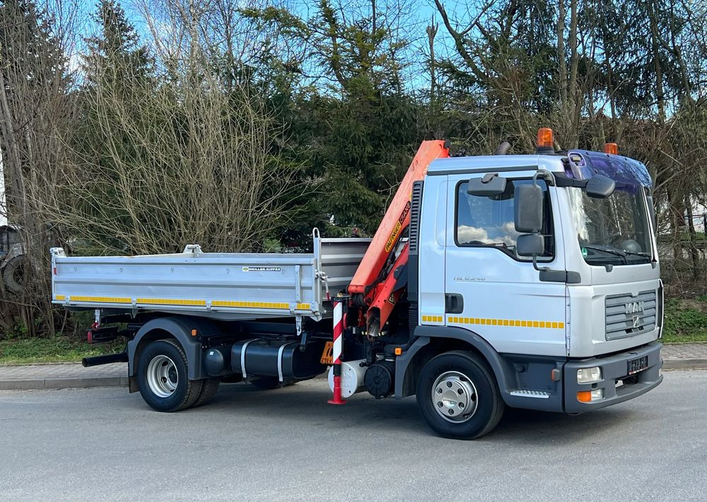 MAN MAN TGL 12-240 Kiper Wywrotka 4x2 Kran PALFINGER PK 12500 BARDZO DOBRY STAN - Camion benne: photos 3 MAN MAN TGL 12-240 Kiper Wywrotka 4x2 Kran PALFINGER PK 12500 BARDZO DOBRY STAN - Camion benne: photos 3