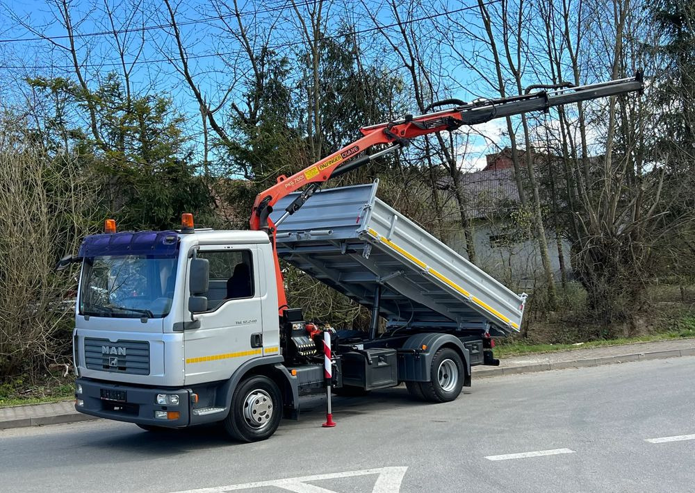 MAN MAN TGL 12-240 Kiper Wywrotka 4x2 Kran PALFINGER PK 12500 BARDZO DOBRY STAN - Camion benne: photos 1 MAN MAN TGL 12-240 Kiper Wywrotka 4x2 Kran PALFINGER PK 12500 BARDZO DOBRY STAN - Camion benne: photos 1