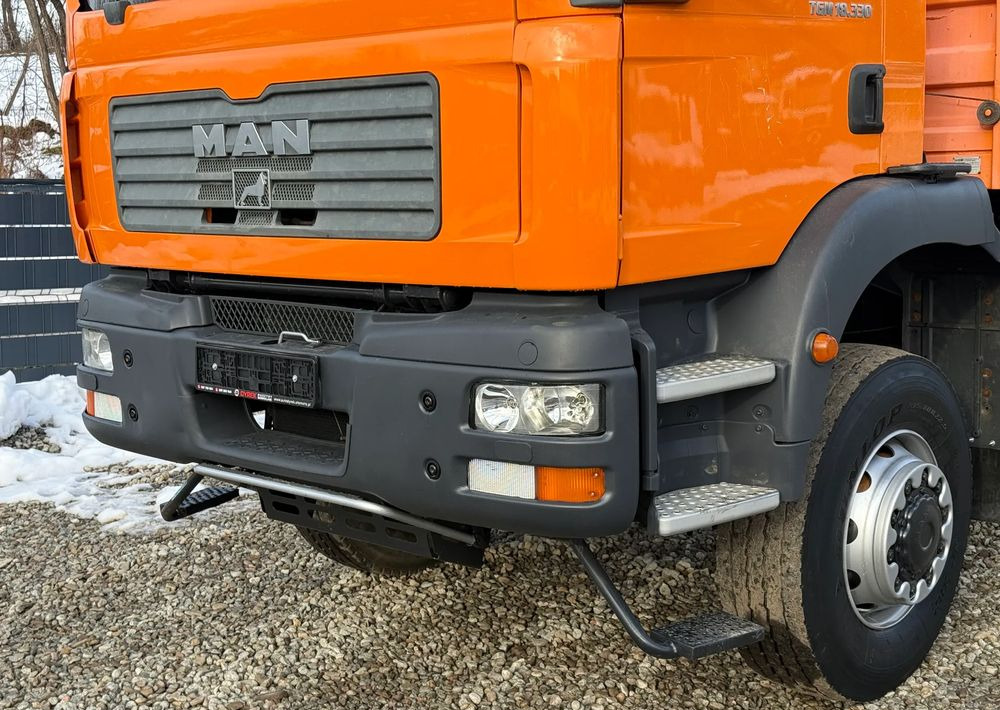 MAN * TGM 18-330 MAN 4x4 HDS Hiab 122 * Kiper Wywrotka * Bardzo Dobry Stan - Camion benne: photos 3 MAN * TGM 18-330 MAN 4x4 HDS Hiab 122 * Kiper Wywrotka * Bardzo Dobry Stan - Camion benne: photos 3