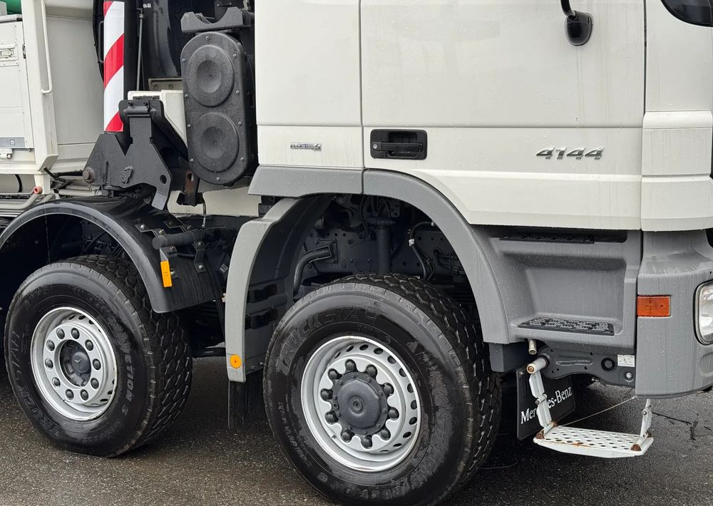 Mercedes-Benz * Mercedes 8x6 Actros 4144 * HDS Palfinger 150002 + FLY JIB PJ 170 * Dźwig * 40 TON * Wyciągarka * 35 Metrów * Kosz * - Camion grue: photos 5 Mercedes-Benz * Mercedes 8x6 Actros 4144 * HDS Palfinger 150002 + FLY JIB PJ 170 * Dźwig * 40 TON * Wyciągarka * 35 Metrów * Kosz * - Camion grue: photos 5