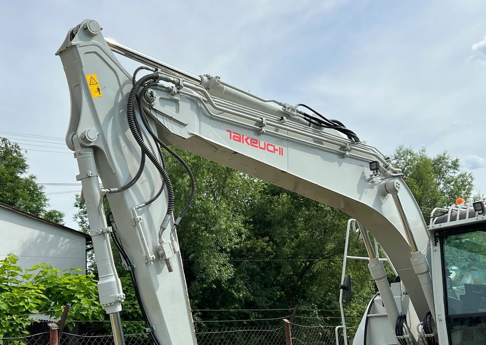 Takeuchi KOPARKA TAKEUCHI TB2150R 5100 MTH SPROWADZONA STAN PERFEKCYJNY - Pelle sur chenille: photos 3 Takeuchi KOPARKA TAKEUCHI TB2150R 5100 MTH SPROWADZONA STAN PERFEKCYJNY - Pelle sur chenille: photos 3