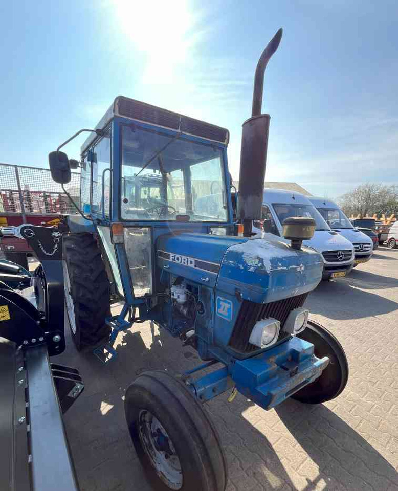 Ford 4610 Tractoren - Tracteur agricole: photos 2 Ford 4610 Tractoren - Tracteur agricole: photos 2