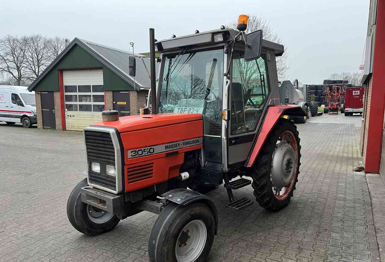 Massey Ferguson 3050 2WD tractoren - Tracteur agricole: photos 2 Massey Ferguson 3050 2WD tractoren - Tracteur agricole: photos 2
