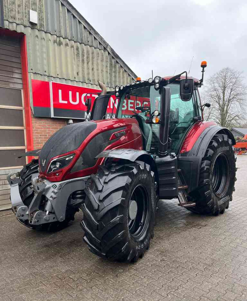 Valtra T234 Direct Tractoren - Tracteur agricole: photos 2 Valtra T234 Direct Tractoren - Tracteur agricole: photos 2