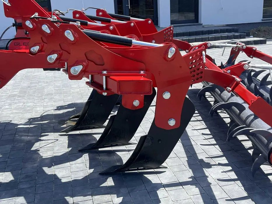 Crédit-bail de  Głębosz AMJ Agro 6 łap non-stop hydrauliczne zabezpieczenie LEASING Głębosz AMJ Agro 6 łap non-stop hydrauliczne zabezpieczenie LEASING: photos 6
