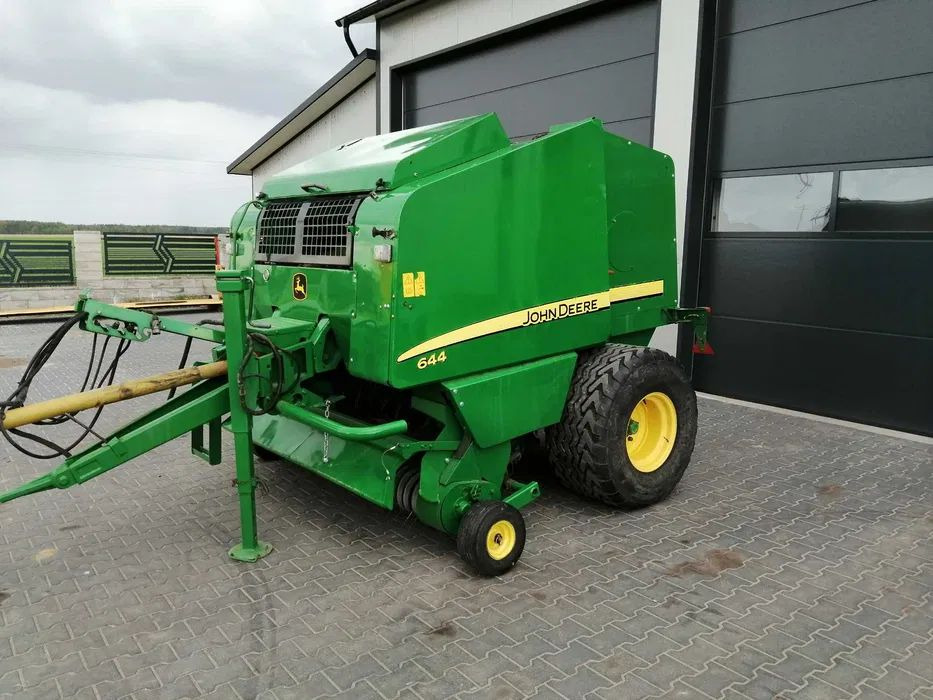 JOHN DEERE 644/2011r 578 PREMIUM opuszczana podloga cover edge - Presse à balles rondes: photos 4 JOHN DEERE 644/2011r 578 PREMIUM opuszczana podloga cover edge - Presse à balles rondes: photos 4