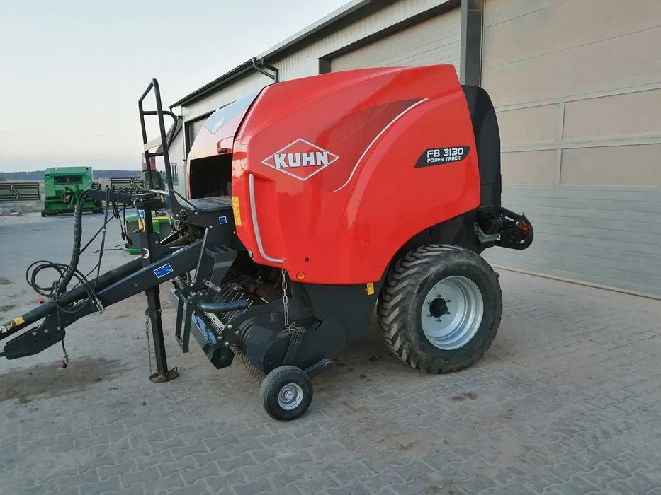 Prasa rolująca Kuhn 3130 Power track 2017r. - Presse à balles rondes: photos 3 Prasa rolująca Kuhn 3130 Power track 2017r. - Presse à balles rondes: photos 3