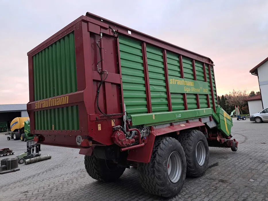 Przyczepa samozbierająca Strautmann 3602 Giga Vitesse 2019 rok - Autochargeuse: photos 4 Przyczepa samozbierająca Strautmann 3602 Giga Vitesse 2019 rok - Autochargeuse: photos 4