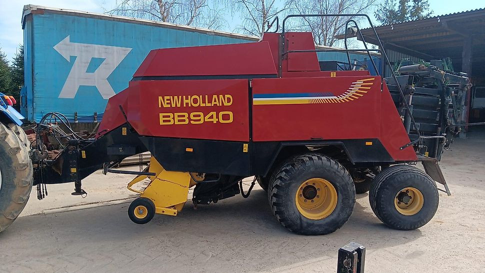 New Holland BB 940R - Presse à balles cubiques: photos 4 New Holland BB 940R - Presse à balles cubiques: photos 4