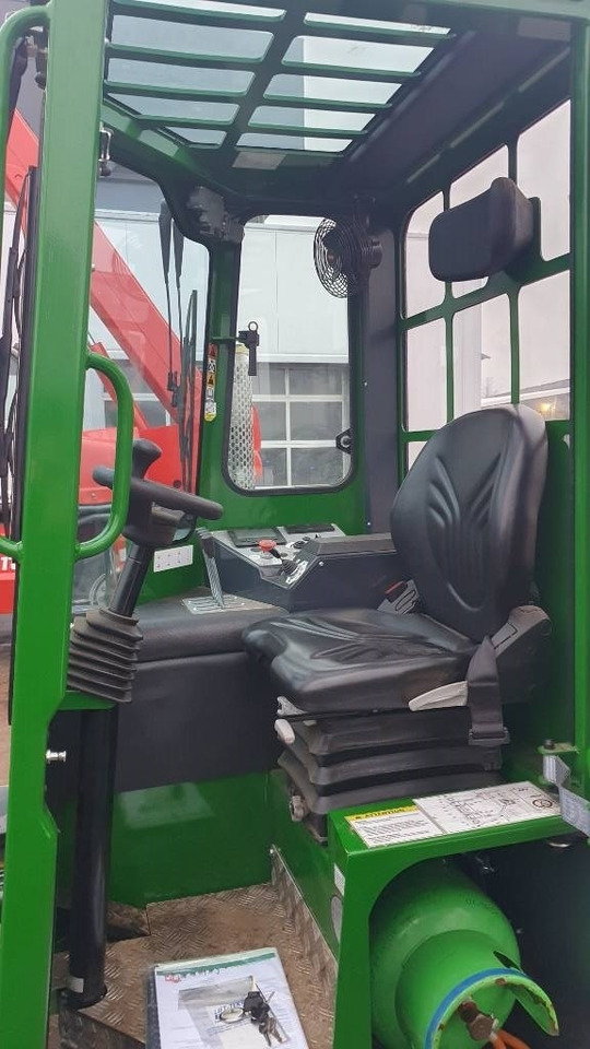 Chariot multidirectionnel Combilift C 4000 LPG DEMO 196hrs: photos 11