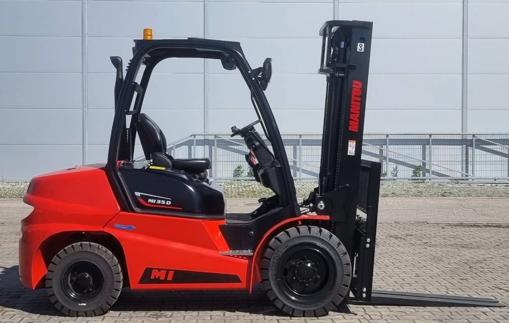Chariot élévateur diesel Manitou MI 35 D UNUSED: photos 9 Chariot élévateur diesel Manitou MI 35 D UNUSED: photos 9