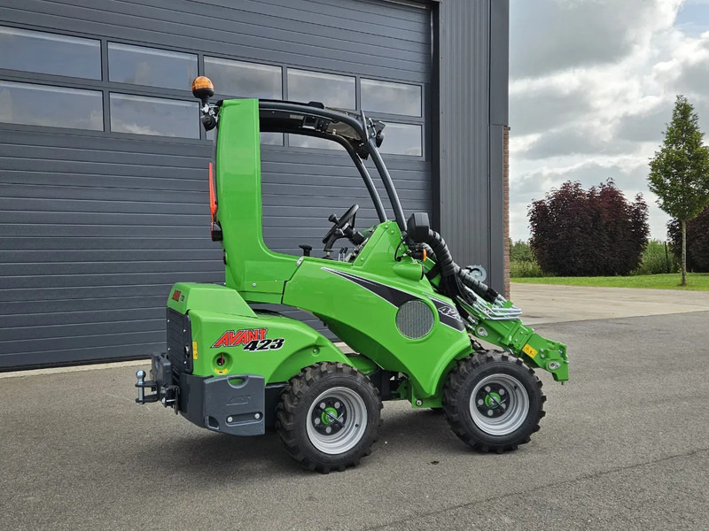 Avant 423 TDL+ Mini-shovel - Chargeuse compacte sur chenilles: photos 3 Avant 423 TDL+ Mini-shovel - Chargeuse compacte sur chenilles: photos 3