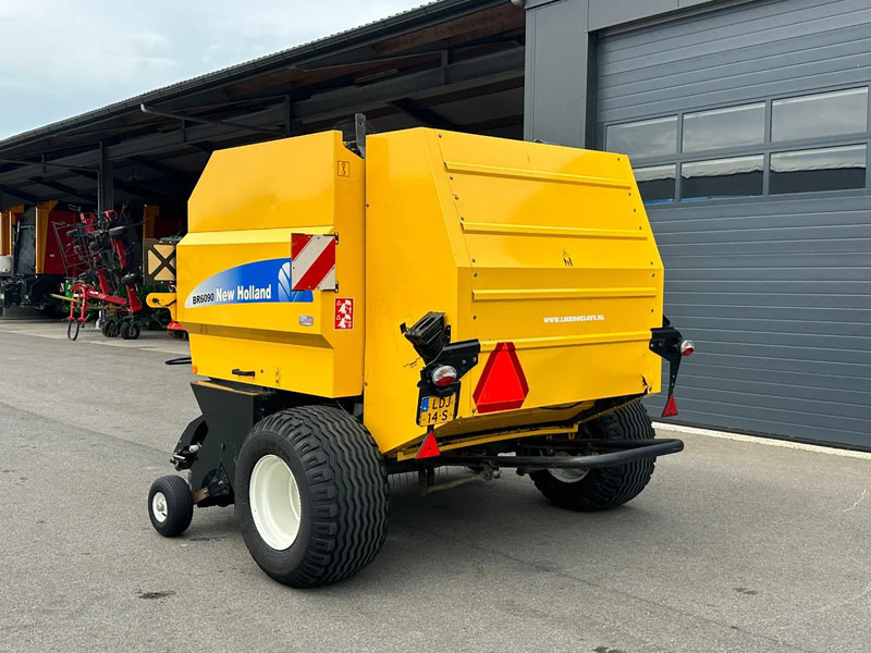 New Holland BR6090 balenpers - Machine agricole: photos 5 New Holland BR6090 balenpers - Machine agricole: photos 5