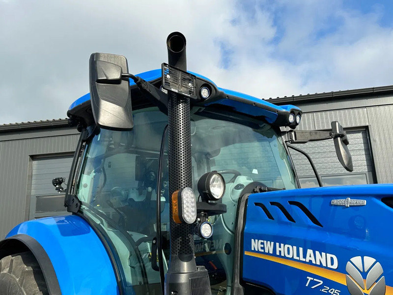 Tracteur agricole New Holland T7.245 Autocommand Stage 5: photos 6