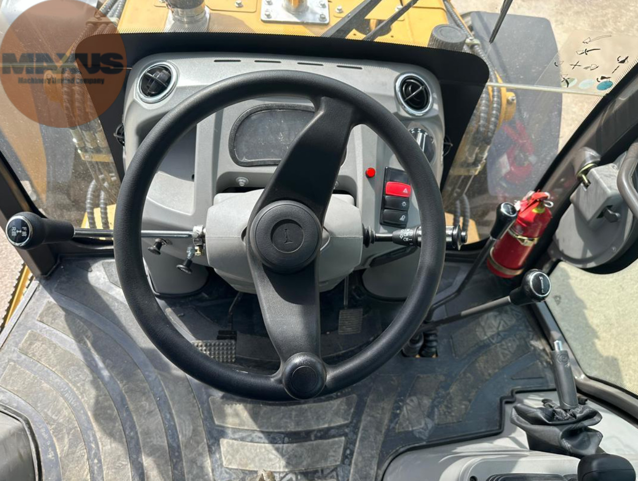 Maxus Baggerlader 4cx / Buldoexcavator 4cx / Екскаватор-навантажувач 4cx / 4cx kotró-rakodógép / Koparko-ładowarka 4cx / Backhoe Loader 4CX - Tractopelle: photos 5 Maxus Baggerlader 4cx / Buldoexcavator 4cx / Екскаватор-навантажувач 4cx / 4cx kotró-rakodógép / Koparko-ładowarka 4cx / Backhoe Loader 4CX - Tractopelle: photos 5