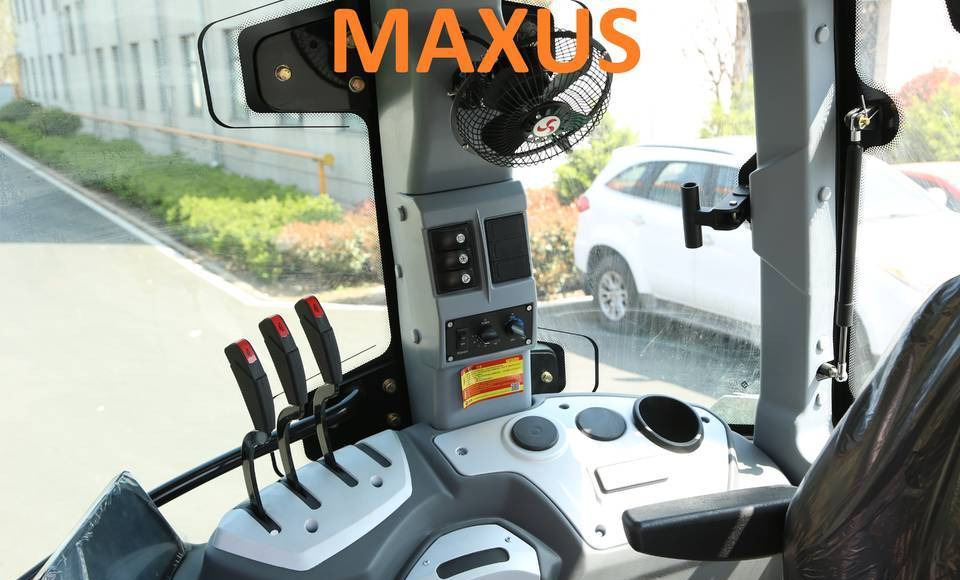 NEW MAXUS 280 HP 4x4 Tractor Warranty НОВИЙ MAXUS 280 К.с. 4x4 Трактор Гарантія NOWY Ciągnik 280 KM 4x4 MAXUS Gwarancja - Tracteur agricole: photos 2 NEW MAXUS 280 HP 4x4 Tractor Warranty НОВИЙ MAXUS 280 К.с. 4x4 Трактор Гарантія NOWY Ciągnik 280 KM 4x4 MAXUS Gwarancja - Tracteur agricole: photos 2