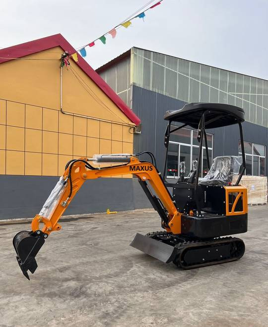 NEW MAXUS 38 HP 1700 kg Excavator with A/C Warranty up to 10 YEARS | НОВИЙ MAXUS 38 К.с. 1700 кг Екскаватор з кондиціонером Гарантія до 10 РОКІВ - Mini pelle: photos 4 NEW MAXUS 38 HP 1700 kg Excavator with A/C Warranty up to 10 YEARS | НОВИЙ MAXUS 38 К.с. 1700 кг Екскаватор з кондиціонером Гарантія до 10 РОКІВ - Mini pelle: photos 4
