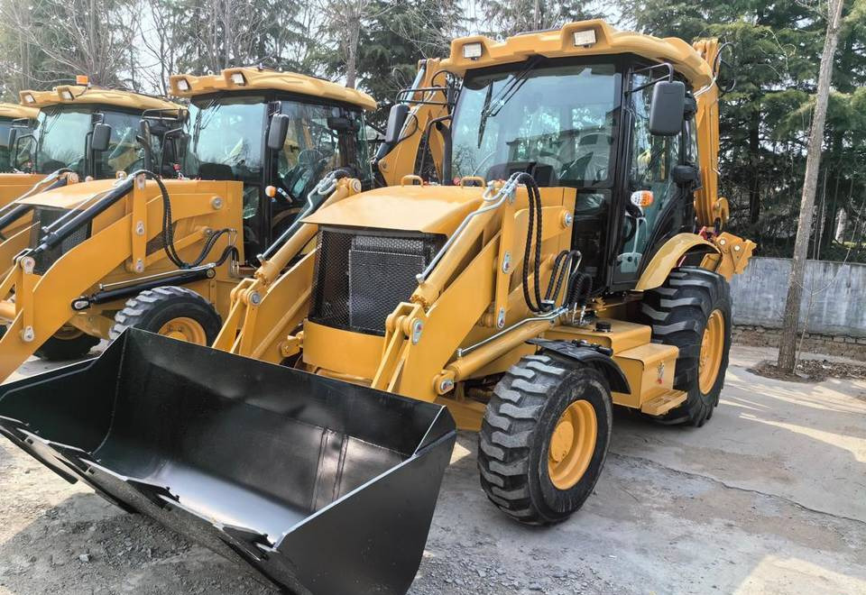 NEW MAXUS 3CX Backhoe Loader Only 150,000 PLN 2025 Model | НОВИЙ MAXUS 3CX Екскаватор-навантажувач Тільки 150,000 грн Модель 2025 рік - Tractopelle: photos 4 NEW MAXUS 3CX Backhoe Loader Only 150,000 PLN 2025 Model | НОВИЙ MAXUS 3CX Екскаватор-навантажувач Тільки 150,000 грн Модель 2025 рік - Tractopelle: photos 4