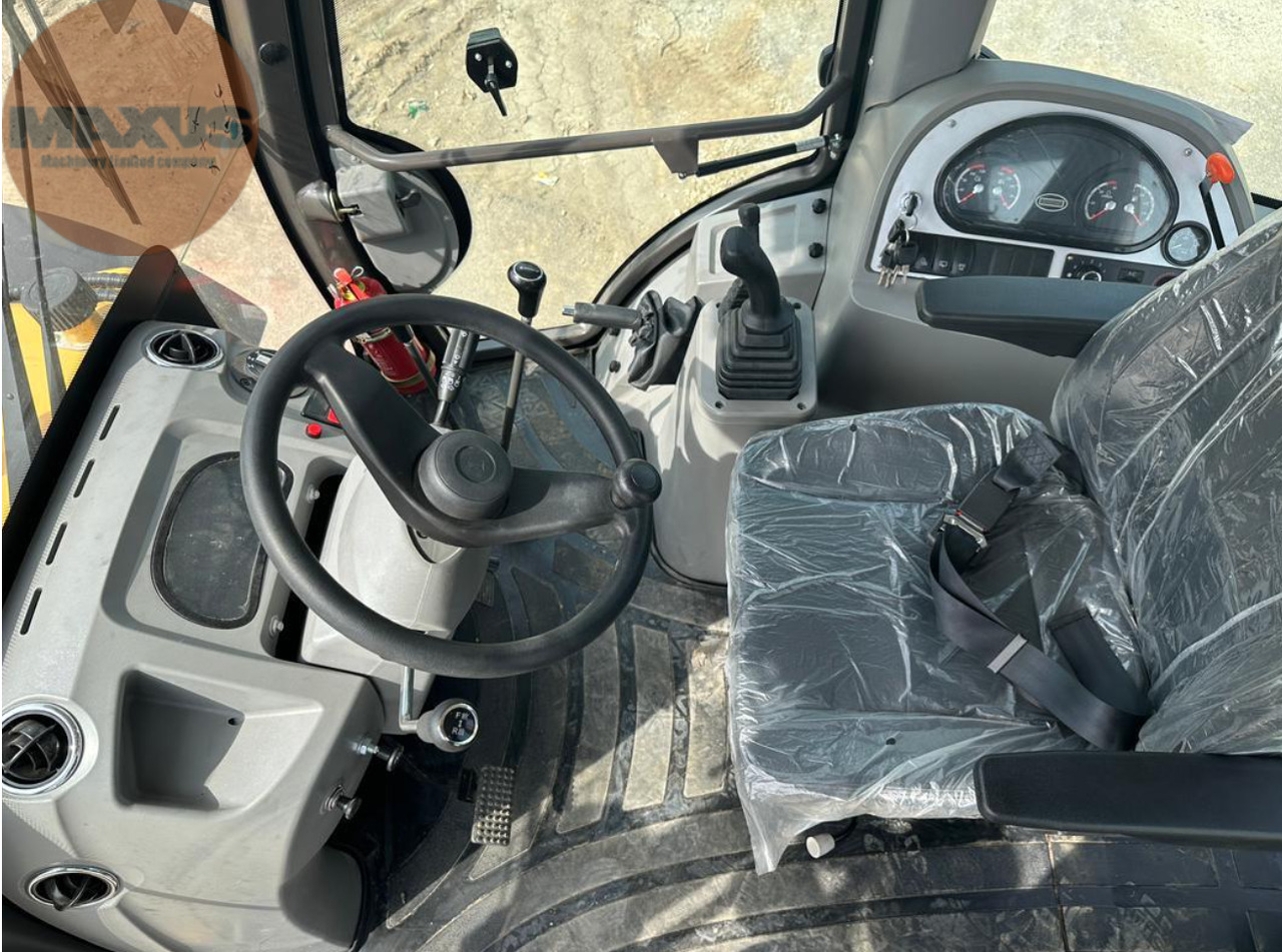 Maxus Екскаватор-навантажувач 4cx MAXUS - Tractopelle: photos 4 Maxus Екскаватор-навантажувач 4cx MAXUS - Tractopelle: photos 4