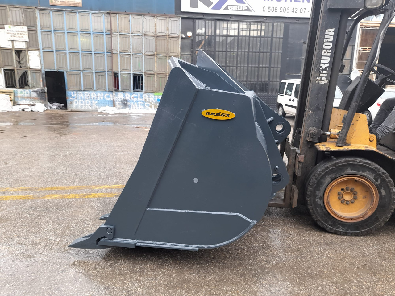 Doosan - Godet pour chargeur pour Engins de chantier: photos 4 Doosan - Godet pour chargeur pour Engins de chantier: photos 4