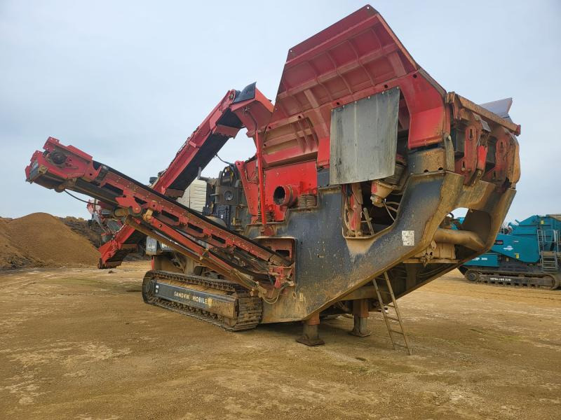 Sandvik QI441 HSSD + Screener - Concasseur à percussion: photos 1 Sandvik QI441 HSSD + Screener - Concasseur à percussion: photos 1
