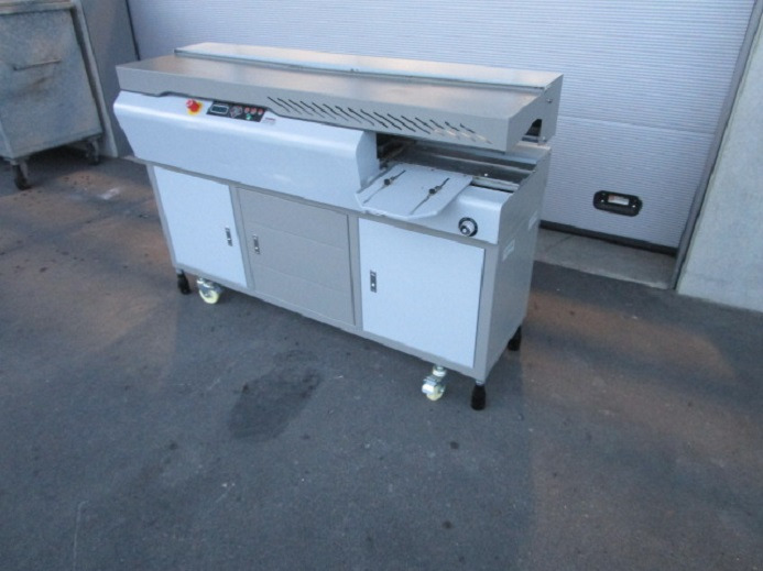 EASYBINDER 80 - Relieuse: photos 3 EASYBINDER 80 - Relieuse: photos 3