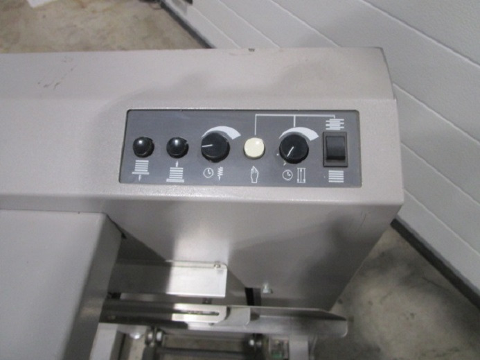 STAPELABSENKTISCH HORIZON ST-20 - Machine d'impression: photos 3 STAPELABSENKTISCH HORIZON ST-20 - Machine d'impression: photos 3