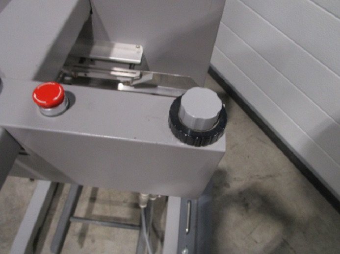 STAPELABSENKTISCH HORIZON ST-20 - Machine d'impression: photos 4 STAPELABSENKTISCH HORIZON ST-20 - Machine d'impression: photos 4