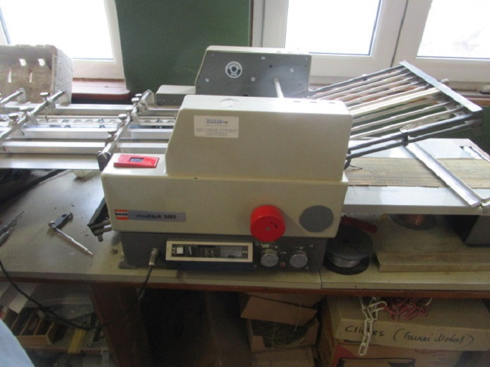 TISCH-FALZMASCHINE MB MULTIPLI 382 PBA - Plieuse de bureau: photos 4 TISCH-FALZMASCHINE MB MULTIPLI 382 PBA - Plieuse de bureau: photos 4