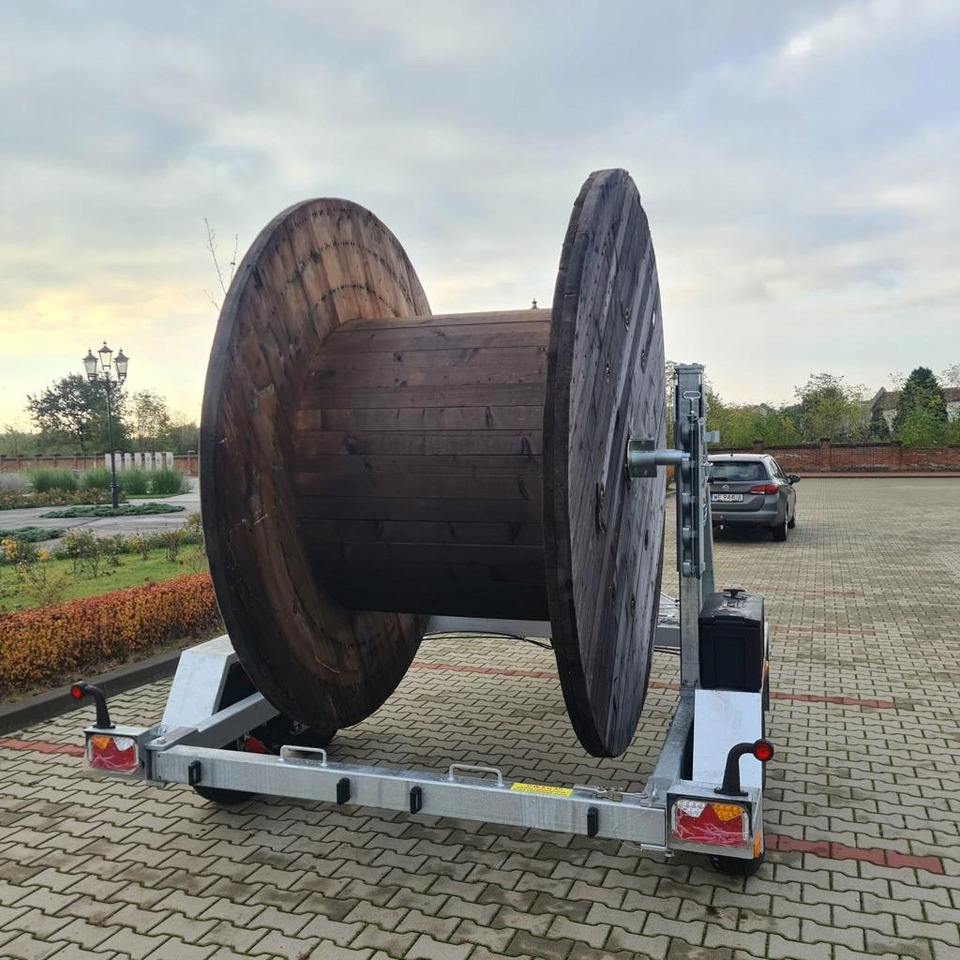 PRZYCZEPA SŁUPOWA KABLOWA PRZEWÓZ KABLI 3500 KG / POLE CABLE TRAILER FOR CABLE TRANSPORT 3500 KG - Remorque porte-touret: photos 3 PRZYCZEPA SŁUPOWA KABLOWA PRZEWÓZ KABLI 3500 KG / POLE CABLE TRAILER FOR CABLE TRANSPORT 3500 KG - Remorque porte-touret: photos 3
