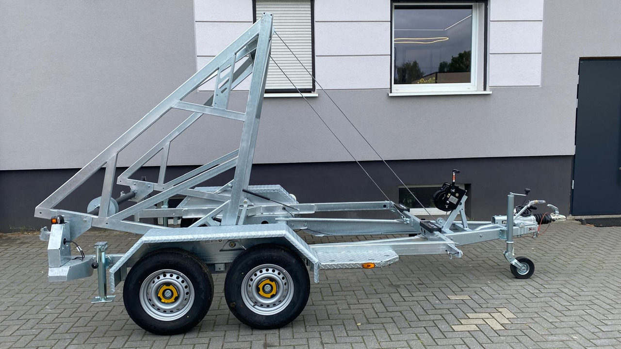 PRZYCZEPA WARK KABLOWA POD BĘBEN KABLOWY DMC 2700KG / WARK Cable Trailer for Cable Drum DMC 2700KG - Remorque porte-touret: photos 4 PRZYCZEPA WARK KABLOWA POD BĘBEN KABLOWY DMC 2700KG / WARK Cable Trailer for Cable Drum DMC 2700KG - Remorque porte-touret: photos 4