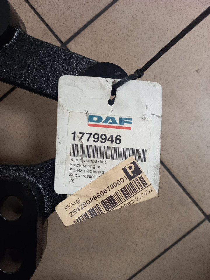 DAF KRONKŠTEINAS XF95 - Carrosserie et extérieur: photos 2 DAF KRONKŠTEINAS XF95 - Carrosserie et extérieur: photos 2