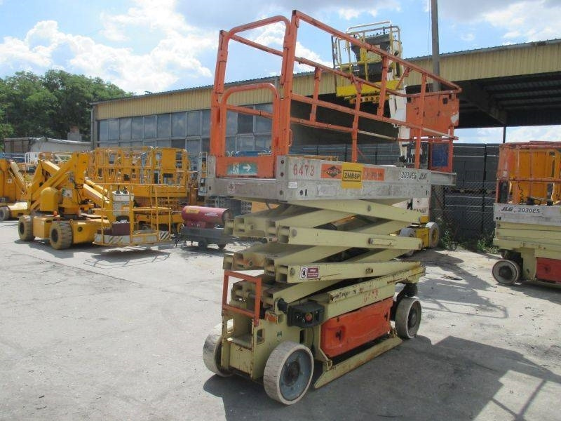 JLG 2030 ES - Nacelle ciseaux: photos 4 JLG 2030 ES - Nacelle ciseaux: photos 4