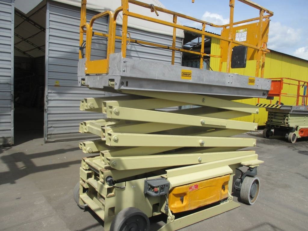 JLG 3246 ES - Nacelle ciseaux: photos 2 JLG 3246 ES - Nacelle ciseaux: photos 2
