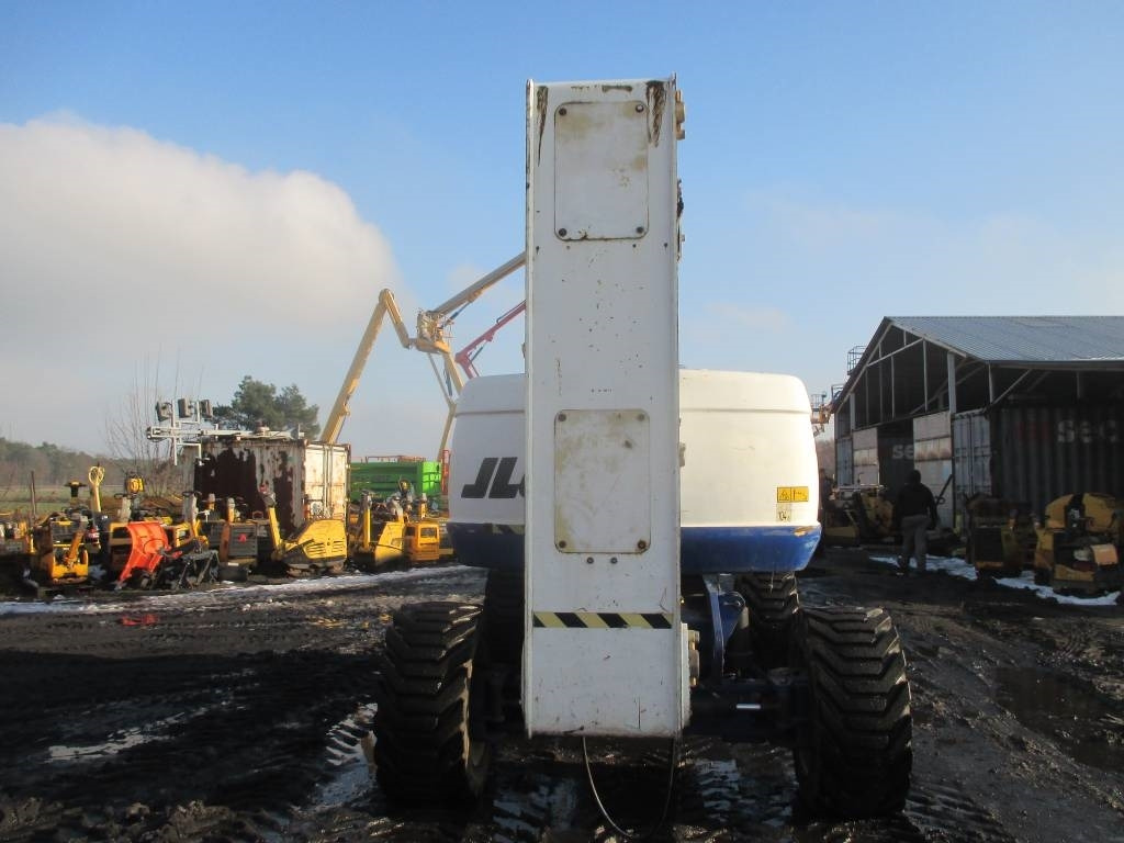 JLG 800 AJ - Nacelle articulée: photos 5 JLG 800 AJ - Nacelle articulée: photos 5