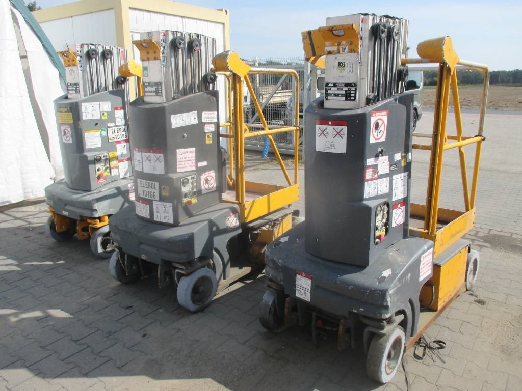 JLG Toucan Junior 8 - Nacelle à mât vertical: photos 4 JLG Toucan Junior 8 - Nacelle à mât vertical: photos 4