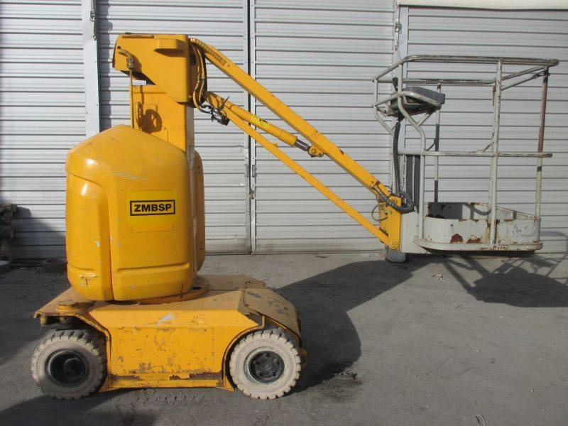 Manitou 105 VJR 2 - Nacelle à mât vertical: photos 1 Manitou 105 VJR 2 - Nacelle à mât vertical: photos 1