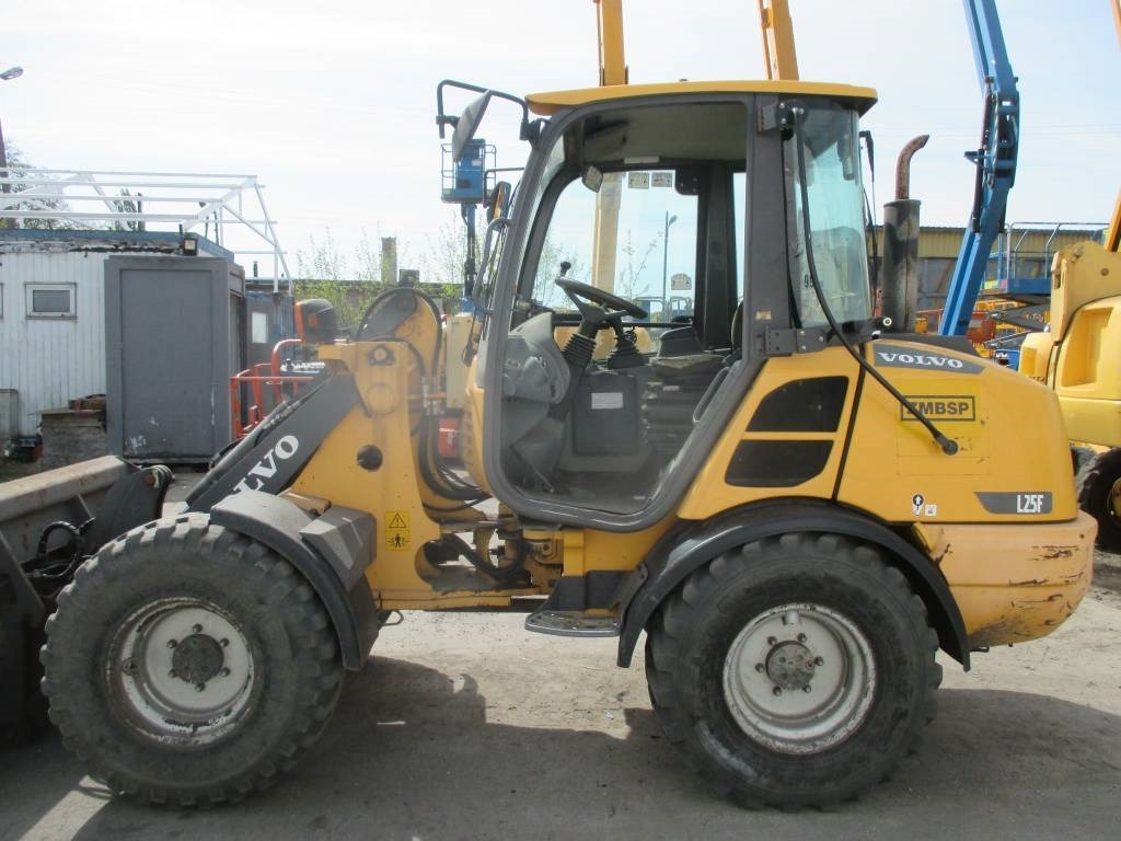 Volvo L 25 F - Chargeuse sur pneus: photos 5 Volvo L 25 F - Chargeuse sur pneus: photos 5
