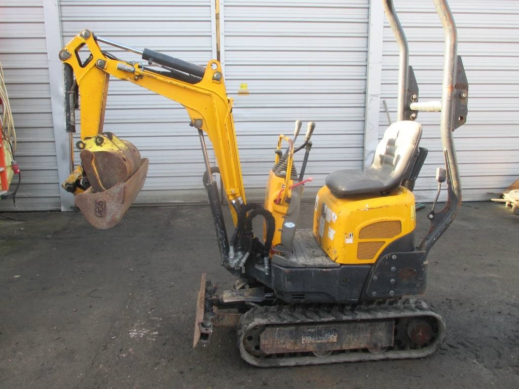 Yanmar SV 08-1 A - Mini pelle: photos 1 Yanmar SV 08-1 A - Mini pelle: photos 1