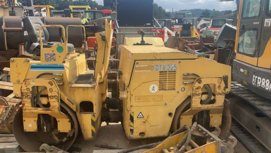 Bitelli Caterpillar DTV325 1M20 - Compacteur: photos 1 Bitelli Caterpillar DTV325 1M20 - Compacteur: photos 1