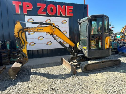 Bobcat E35 Cabine à 22500 € HT - Mini pelle: photos 2 Bobcat E35 Cabine à 22500 € HT - Mini pelle: photos 2