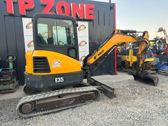 Bobcat E35 Cabine à 22500 € HT - Mini pelle: photos 5 Bobcat E35 Cabine à 22500 € HT - Mini pelle: photos 5