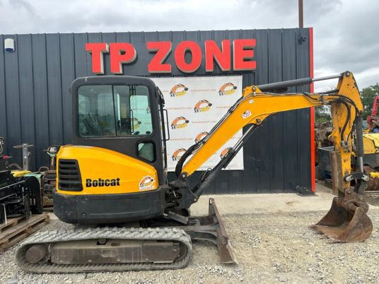 Bobcat E35 Cabine à 23 500 € HT - Mini pelle: photos 1 Bobcat E35 Cabine à 23 500 € HT - Mini pelle: photos 1