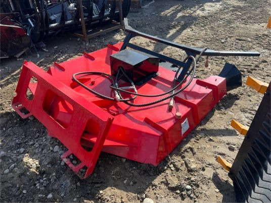 Broyeur forestier pour minichargeur - Broyeur forestier: photos 2 Broyeur forestier pour minichargeur - Broyeur forestier: photos 2