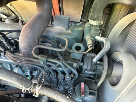 Kubota KX61-3 à 18 500 € HT - Mini pelle: photos 5 Kubota KX61-3 à 18 500 € HT - Mini pelle: photos 5