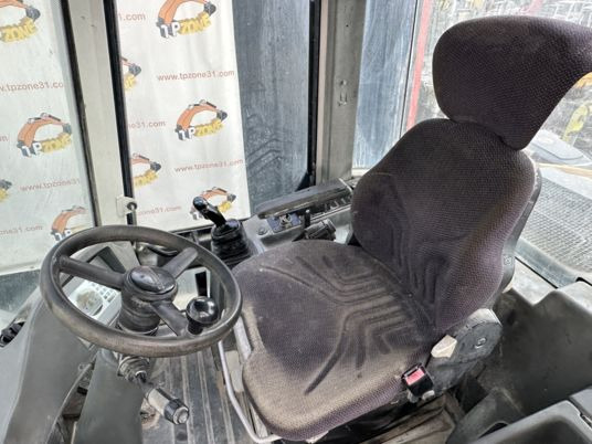 Liebherr New L514 Stéréo Clim à 29 500 € HT - Chargeuse sur pneus: photos 5 Liebherr New L514 Stéréo Clim à 29 500 € HT - Chargeuse sur pneus: photos 5