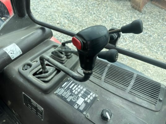 Chariot élévateur diesel Manitou MSI40 Cabine à 27900 € HT: photos 10