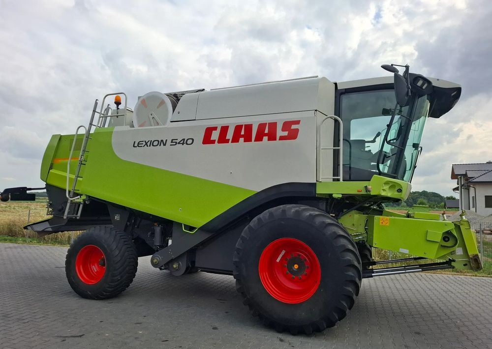 Claas Lexion 540 heder 6.6 m, Nie Malowany, Stan Bardzo Dobry - Moissonneuse-batteuse: photos 1 Claas Lexion 540 heder 6.6 m, Nie Malowany, Stan Bardzo Dobry - Moissonneuse-batteuse: photos 1