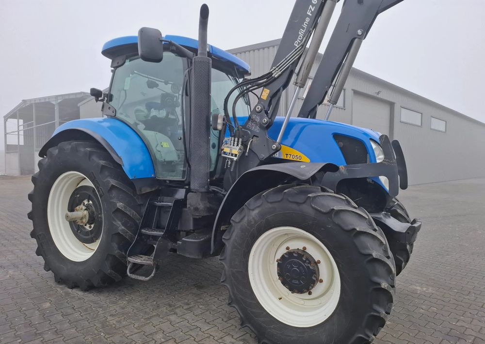 Tracteur agricole New Holland T7050 2011 Rok 9400 mtg, AutoCommand, Ładowacz czołowy Stoll, Nie Malowany, Stan Idelany: photos 9