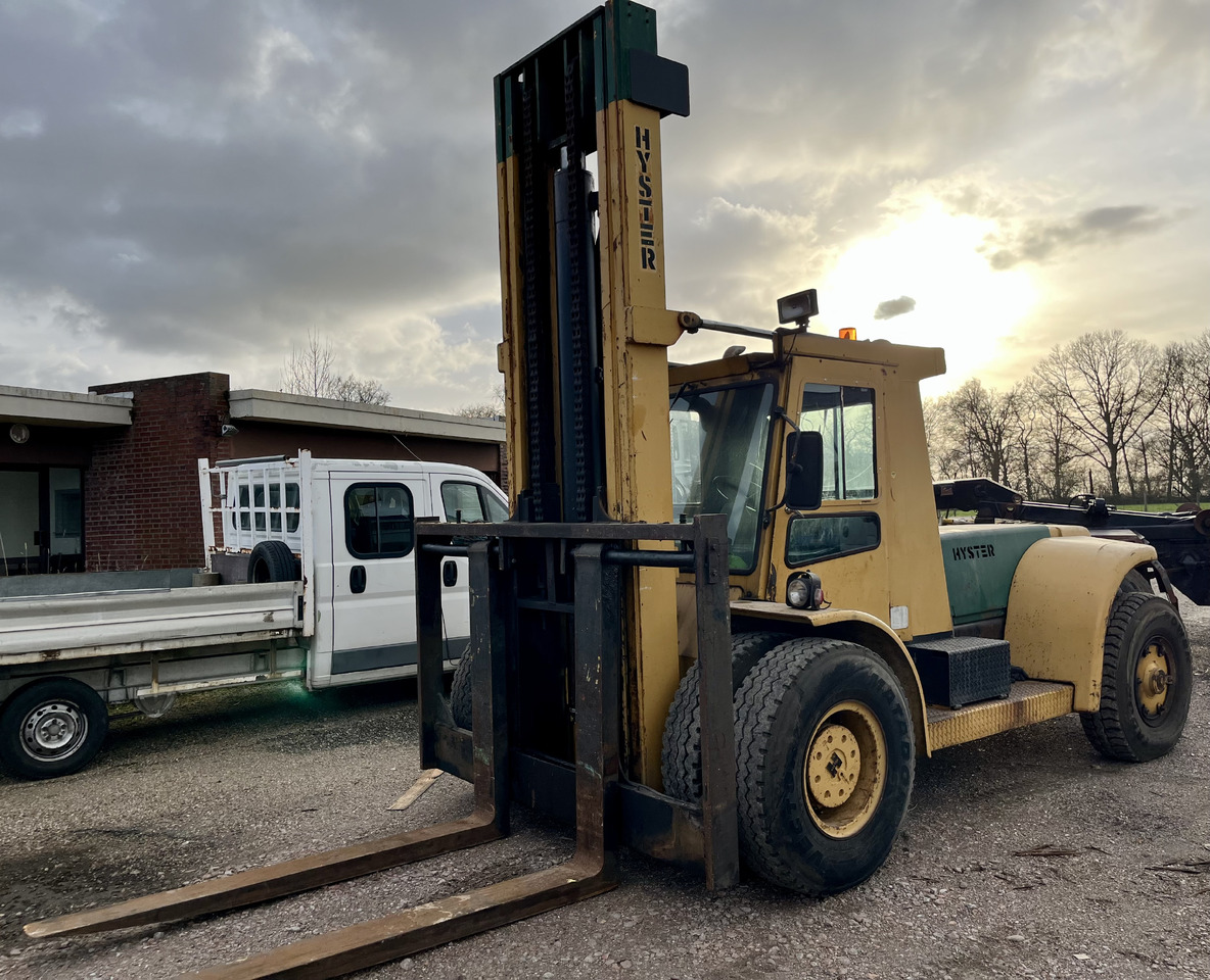 Hyster H350B - Chariot élévateur diesel: photos 2 Hyster H350B - Chariot élévateur diesel: photos 2